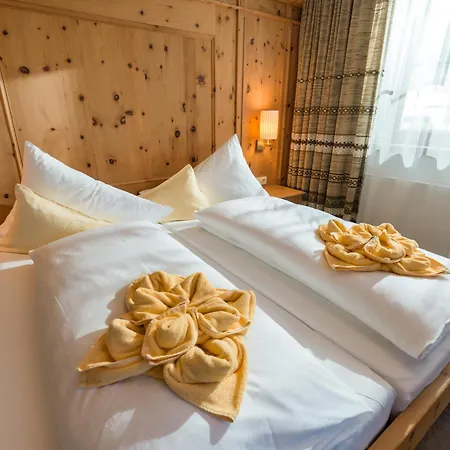 S'dorfl Chalets Майрхофен