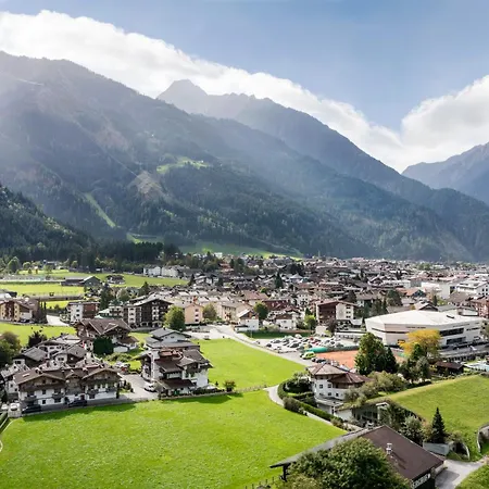 S'dorfl Chalets Mayrhofen